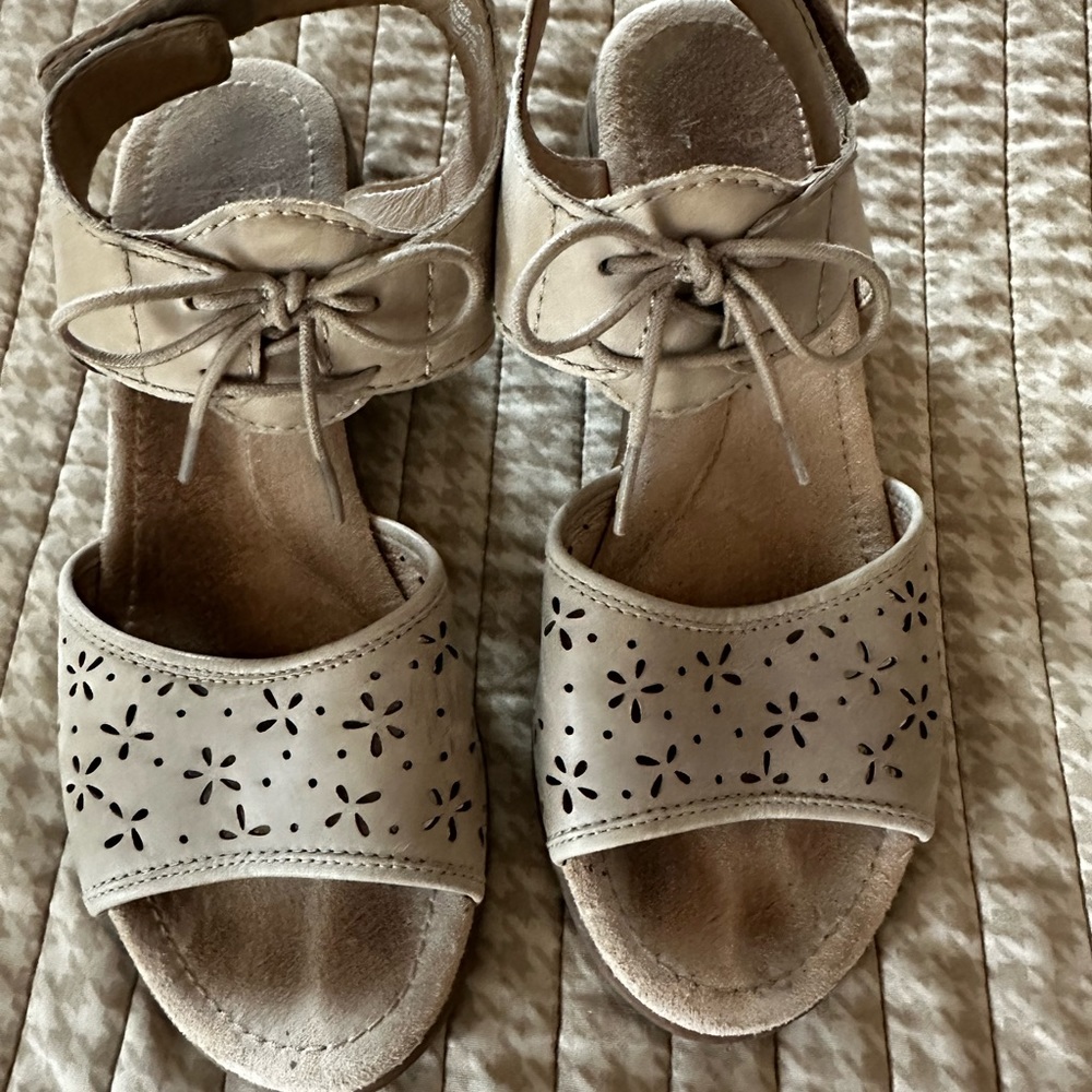 Dansko Like New!